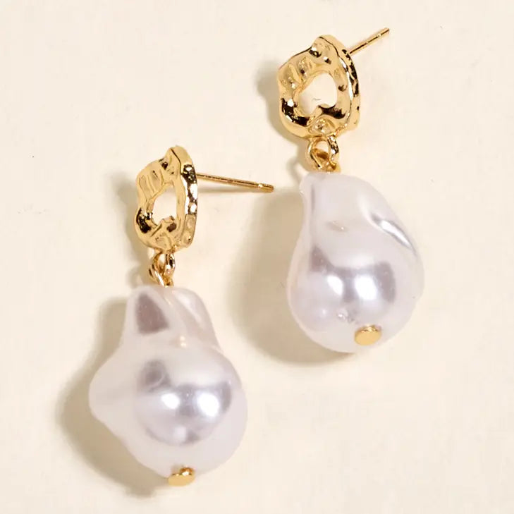 Standout Earring- Baroque Pearl