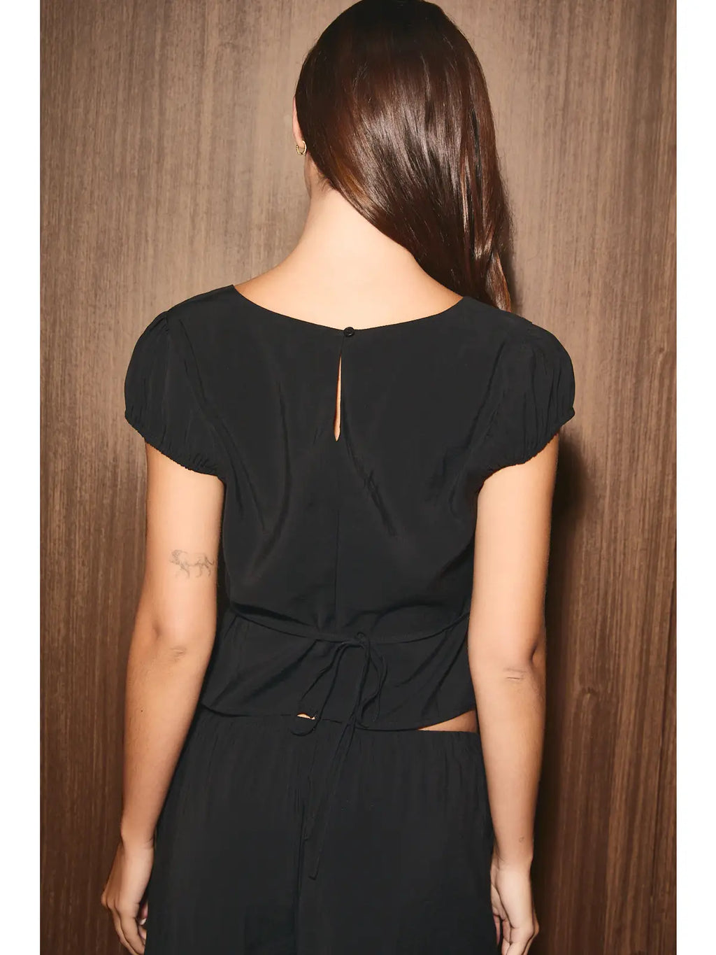 Black Square Neck Cap Sleeve Top